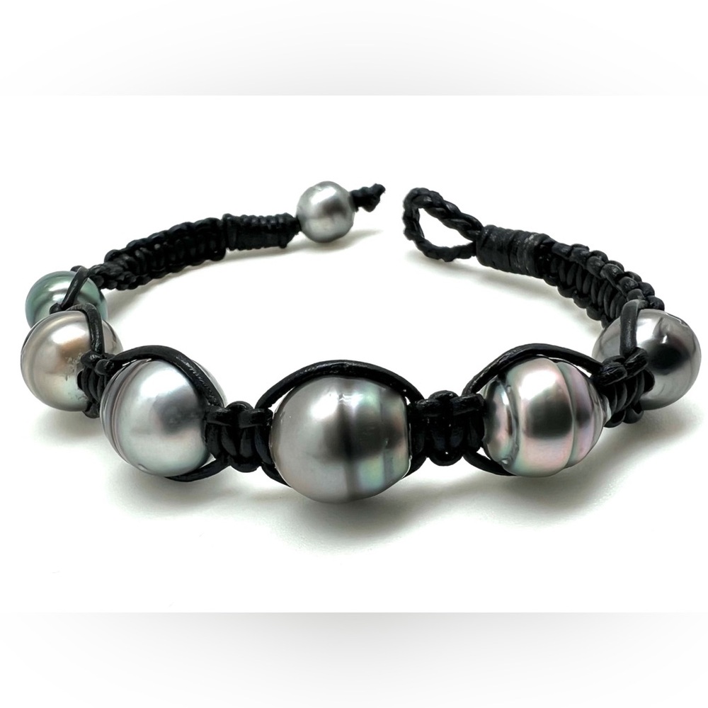 NWT Black Leather and Tahitian Pearl Bracelet